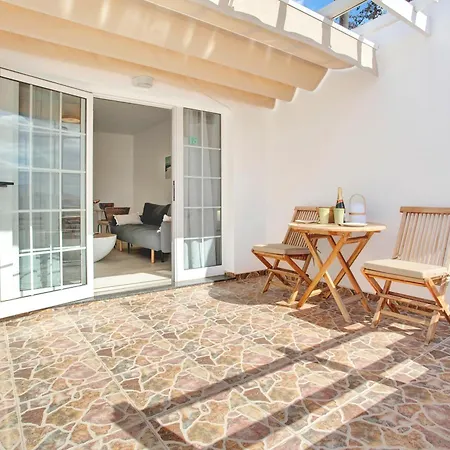 Silvic Serenada Corralejo