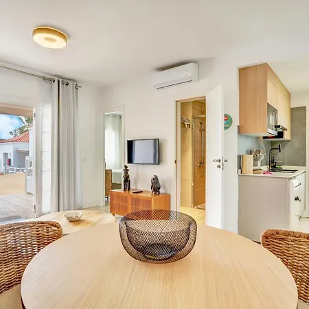 Silvic Serenada Apartment *